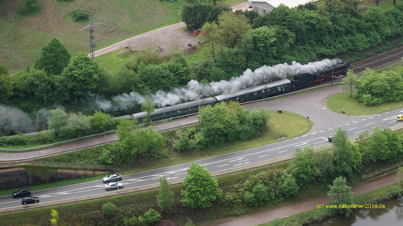 Dampfspektakel 2018 u.a. auf der Saarstrecke - Hhe Saarhausen, Blick von der Michaelskapelle  bei Taben-Rodt