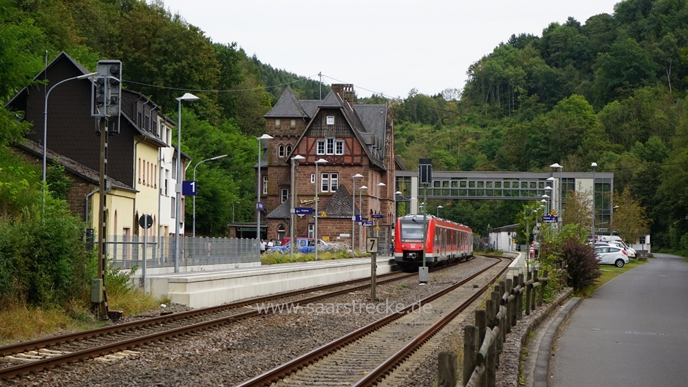 Eifelstrecke: Bahnhof Kyllburg mit Regionalbahn in Richtung Kln

